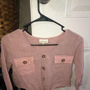 button down sleeve tie front